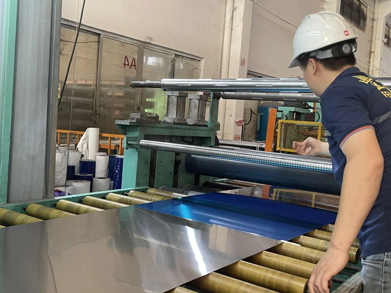 مصنع مواد البناء