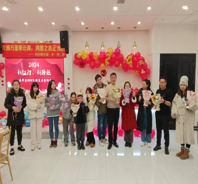 شركة توريد السقالات